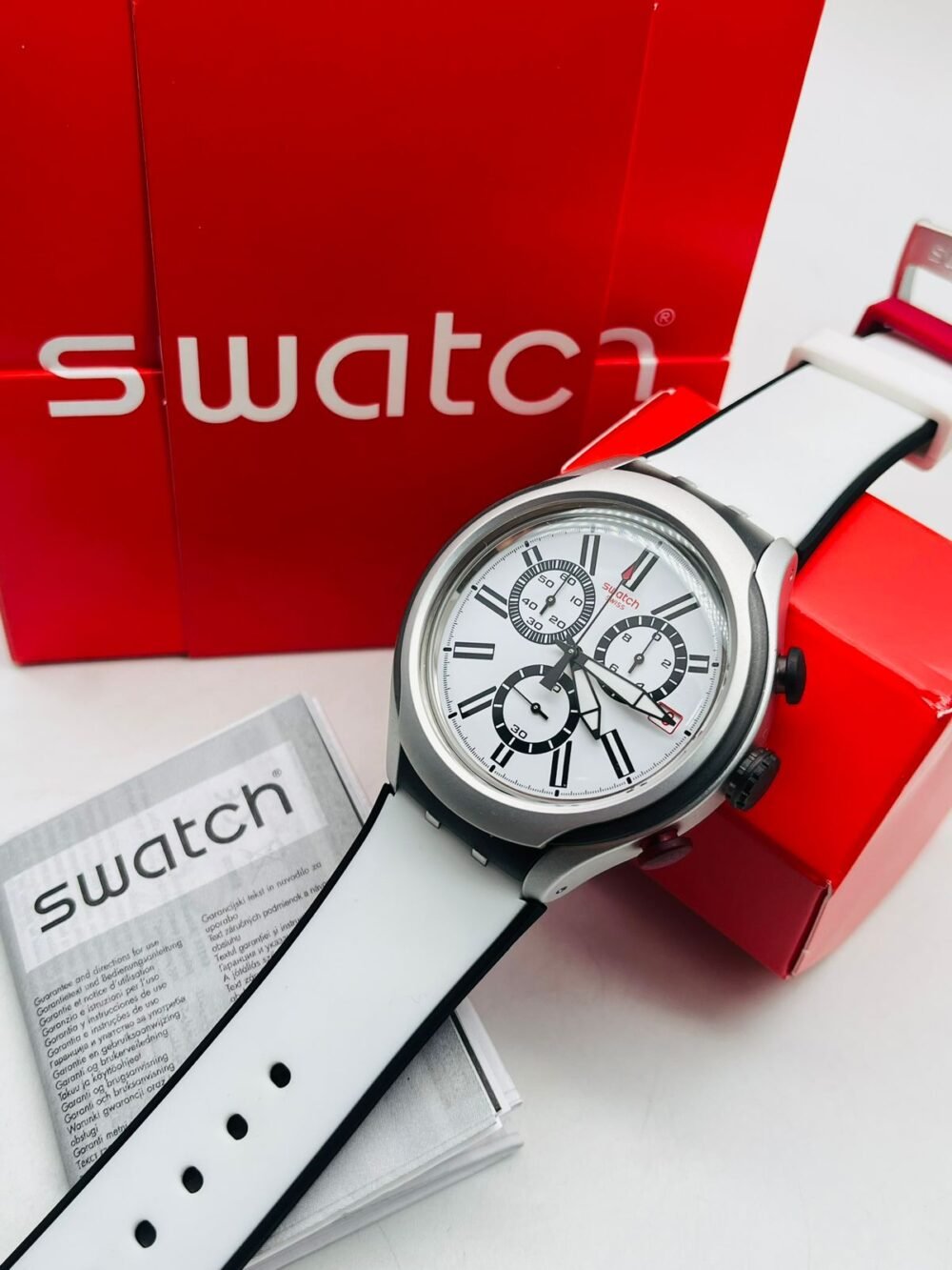 RELOJ SWATCH YYS4005 CRONOGRAFO BLANCO - Image 2